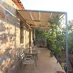 Belles Maisons - Nektarios Feriehus *