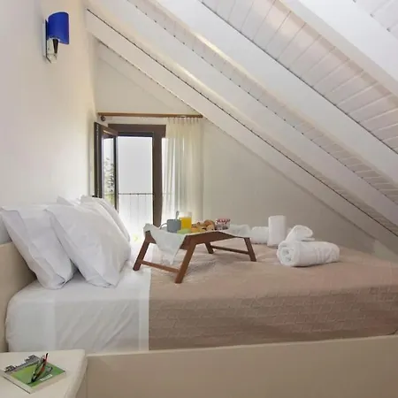 Belles Maisons - Nektarios Holiday home