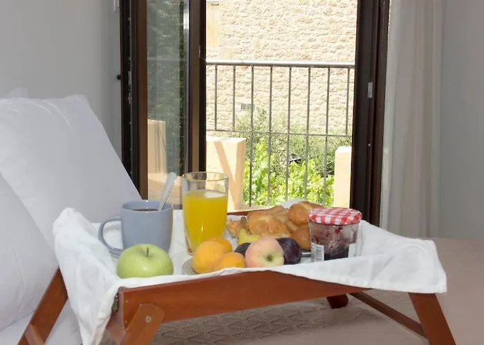 Belles Maisons - Nektarios Casa de Férias *