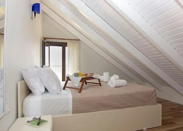 Belles Maisons - Nektarios Casa de Férias